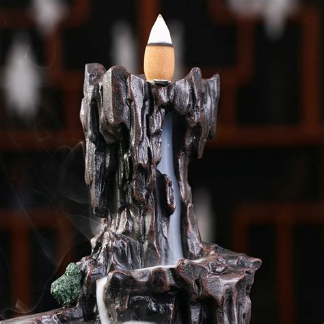 Unlocking the Secrets of the Incense Waterfall in Voodoo Magic